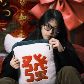 Jingqi Lin (林静琦)